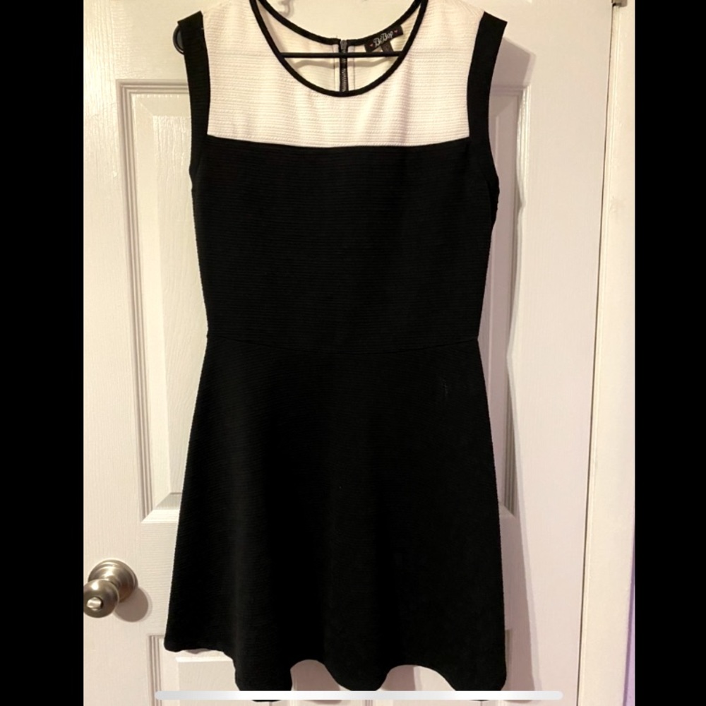 Large Black & White “Be Bop” dress